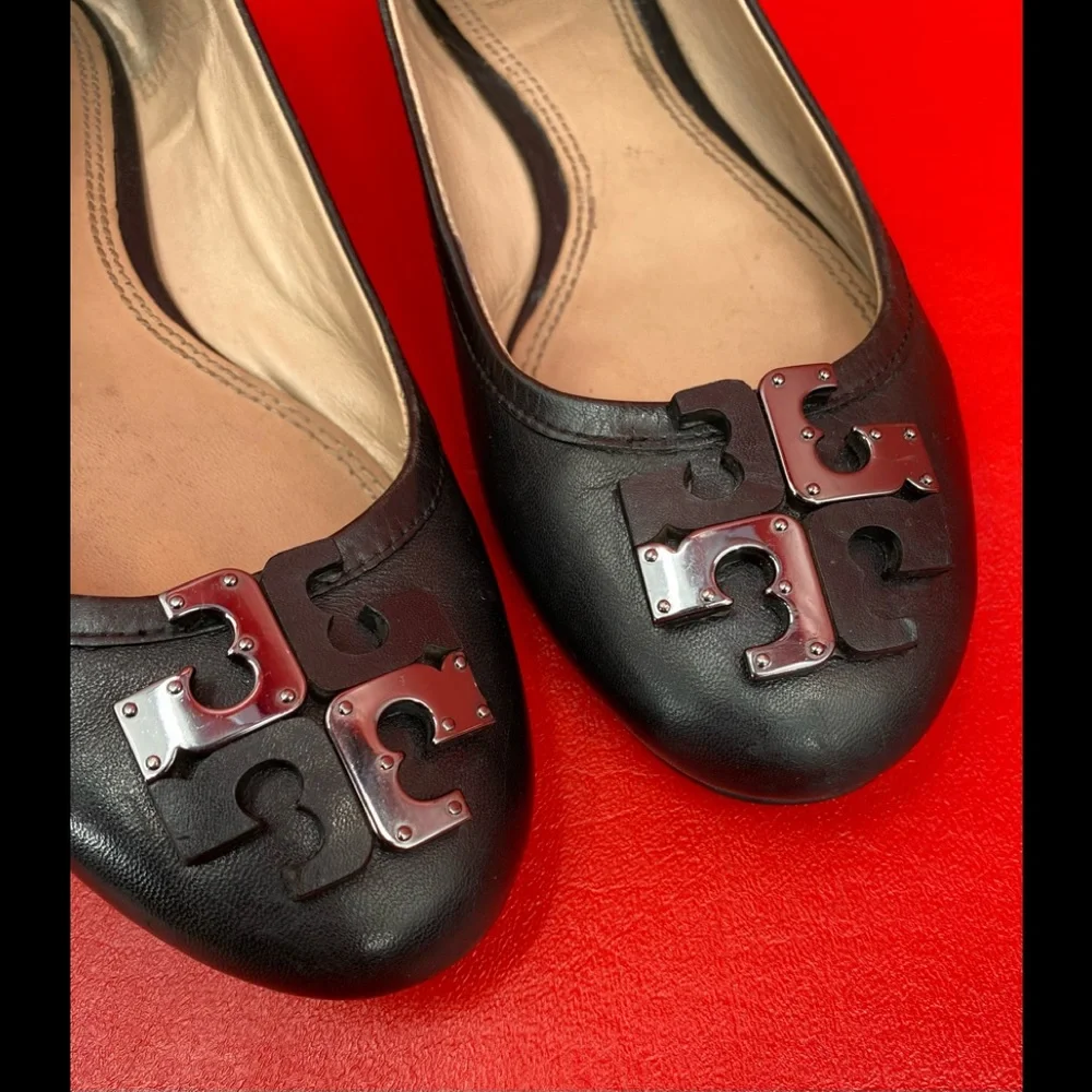 Tory Burch Lowell Black Leather Flats size 8M - Picture 3 of 16